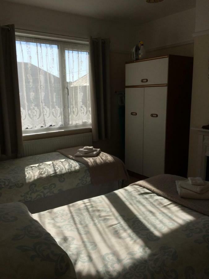 Rhuddlan House Villa Bagian luar foto